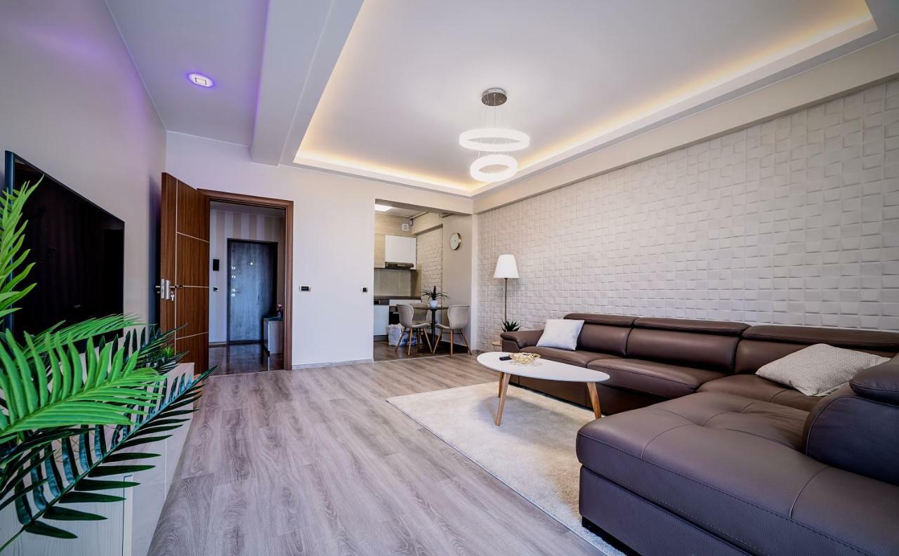Penthouse Chic By Landev Apartman Brassó Kültér fotó