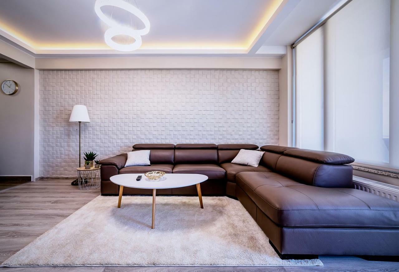 Penthouse Chic By Landev Apartman Brassó Kültér fotó