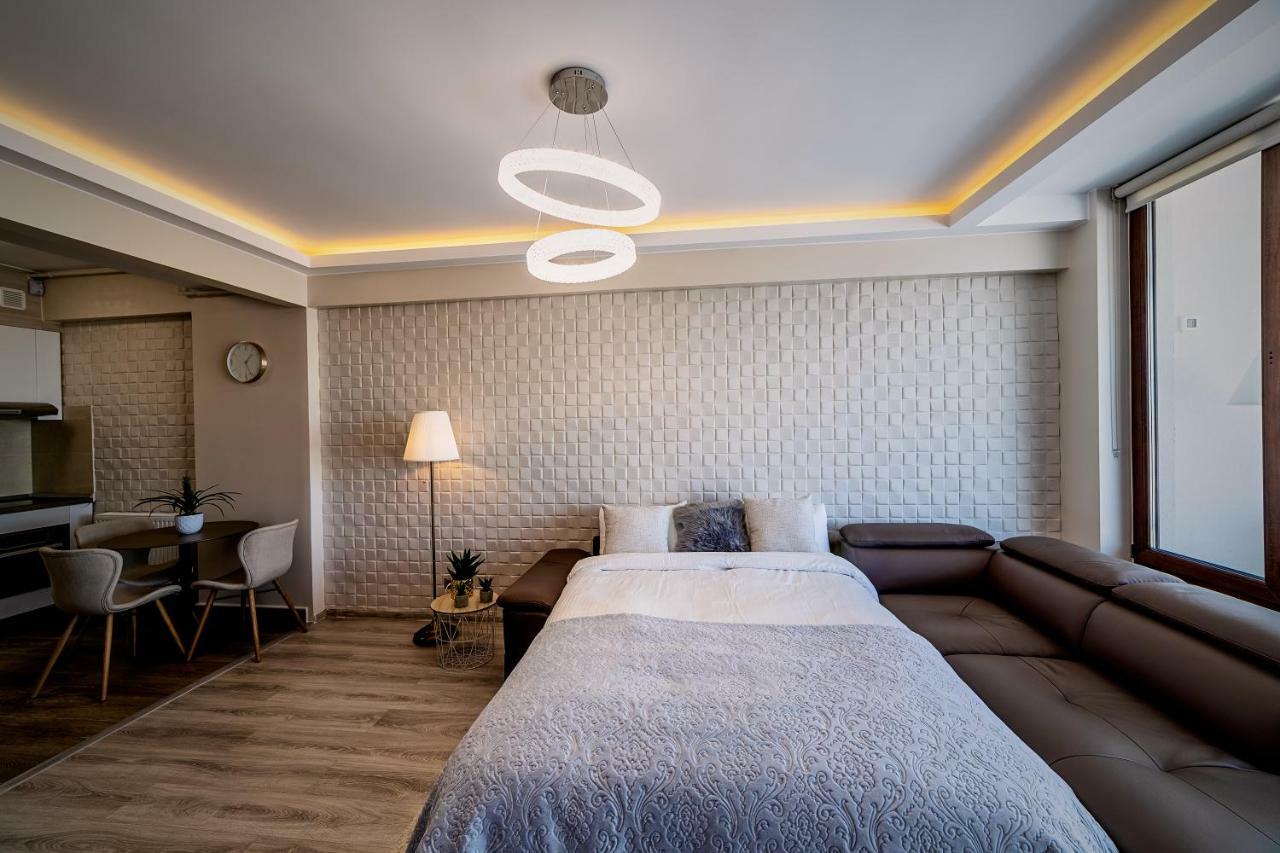 Penthouse Chic By Landev Apartman Brassó Kültér fotó