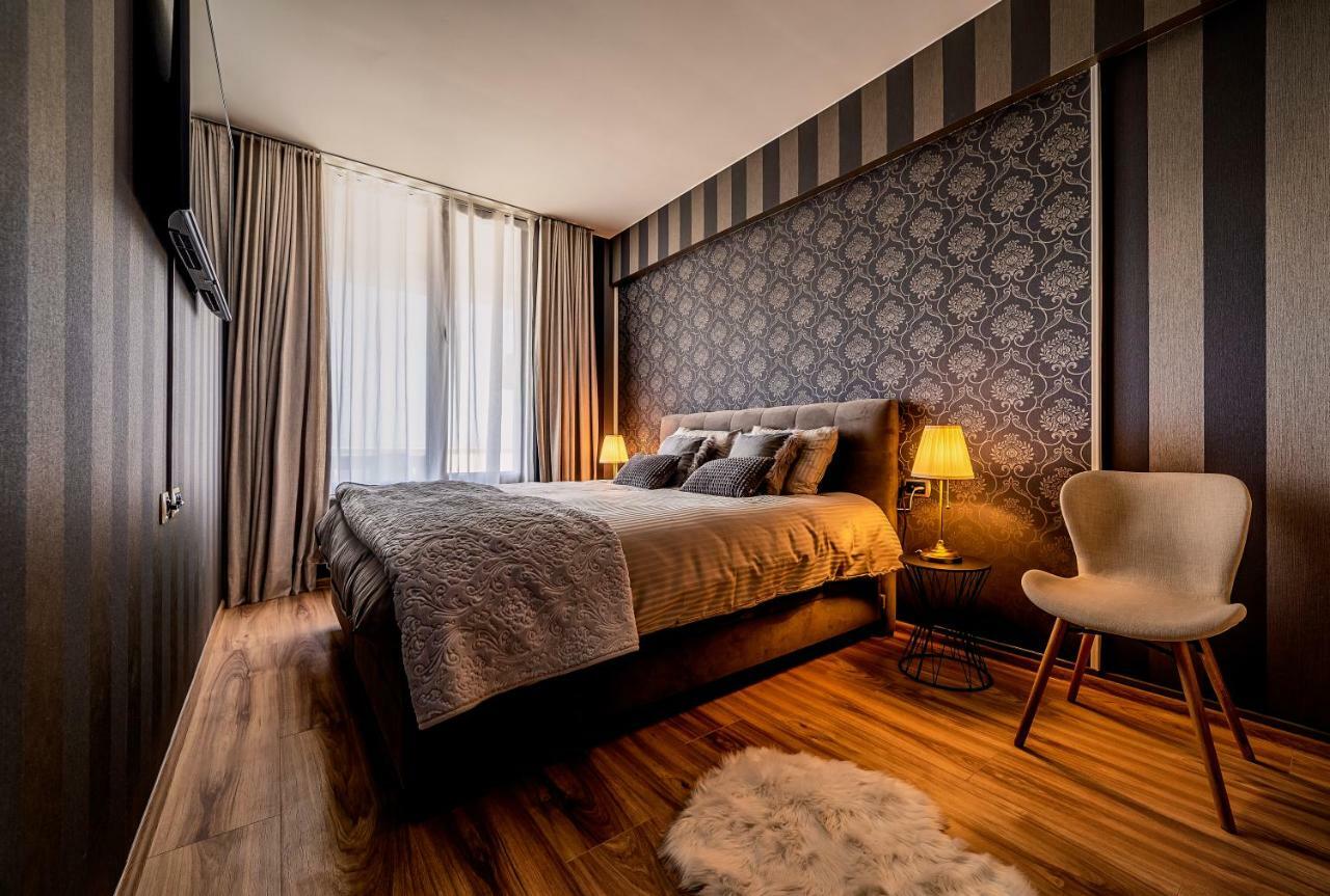 Penthouse Chic By Landev Apartman Brassó Kültér fotó