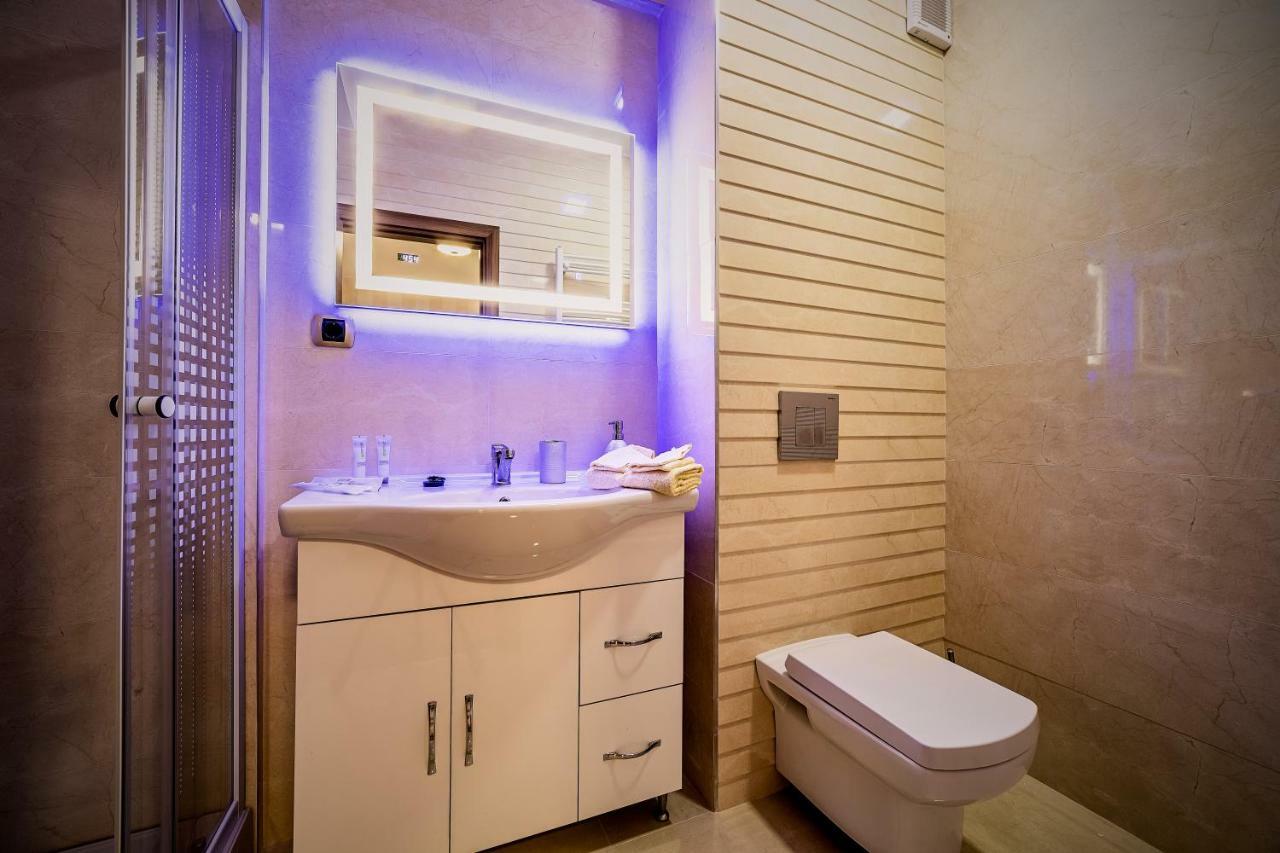 Penthouse Chic By Landev Apartman Brassó Kültér fotó