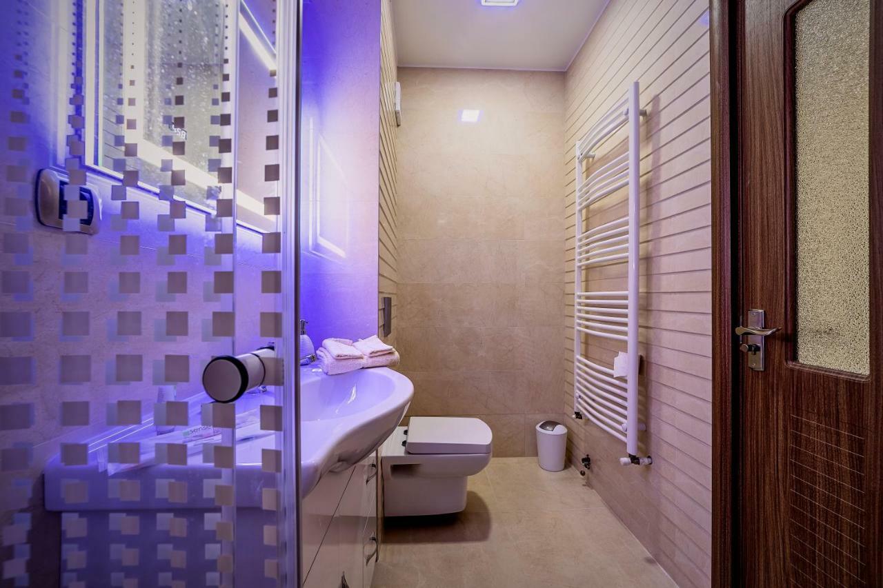 Penthouse Chic By Landev Apartman Brassó Kültér fotó